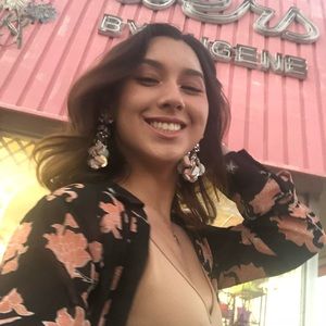 Meet your Posher, Alexandra